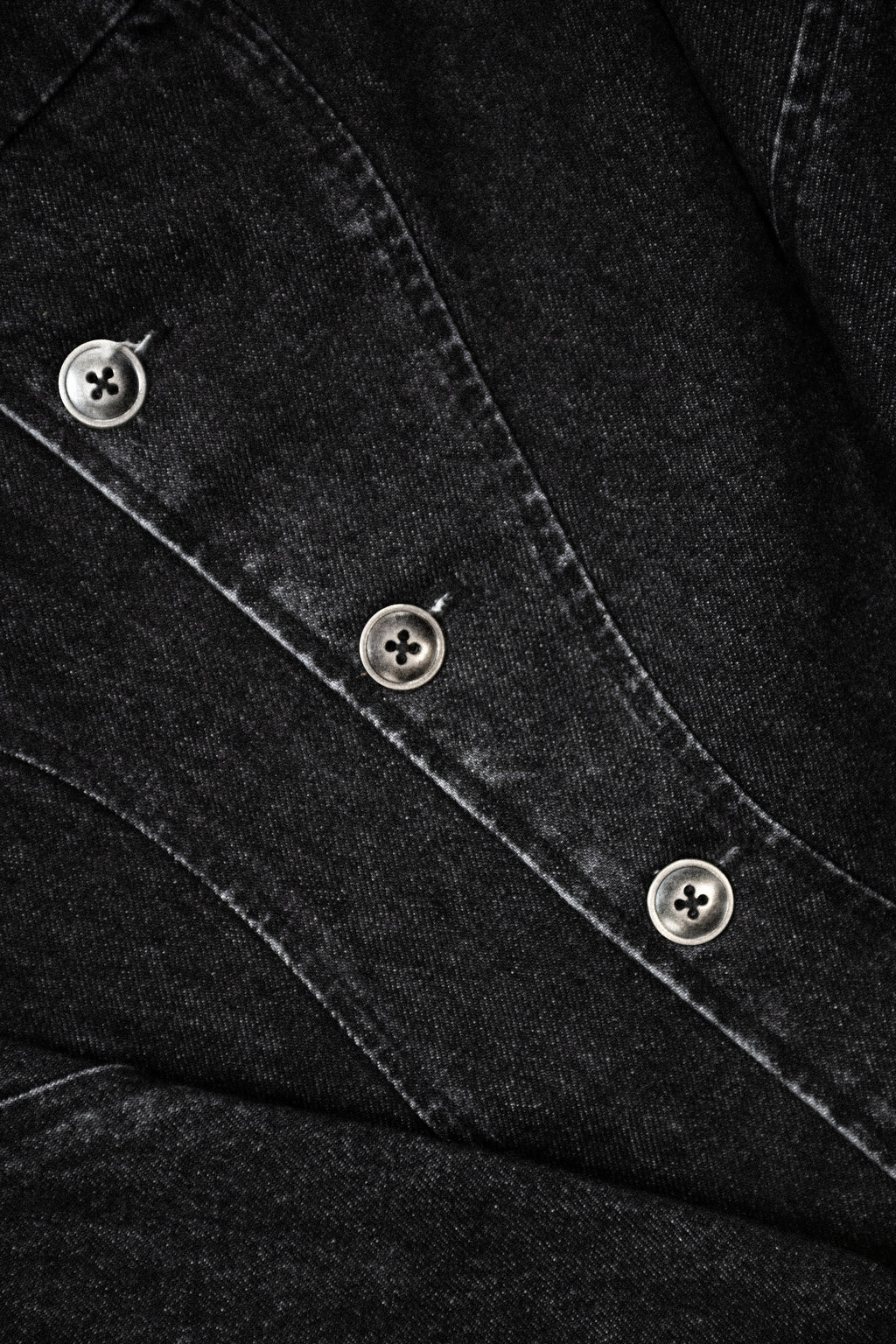 ID - 04 - Jacket